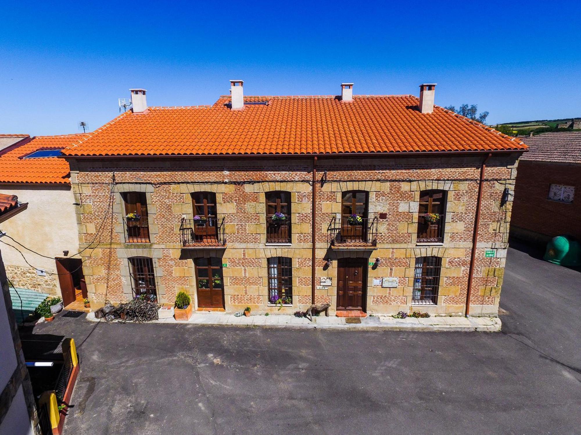Posada Real Del Buen Camino Villanueva de Campean 외부 사진
