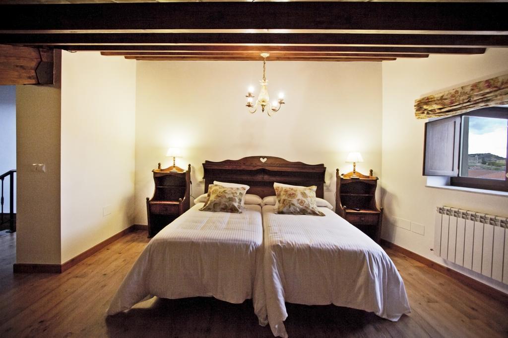 Posada Real Del Buen Camino Villanueva de Campean 객실 사진